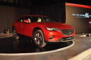 2020 Mazda CX4 Pictures