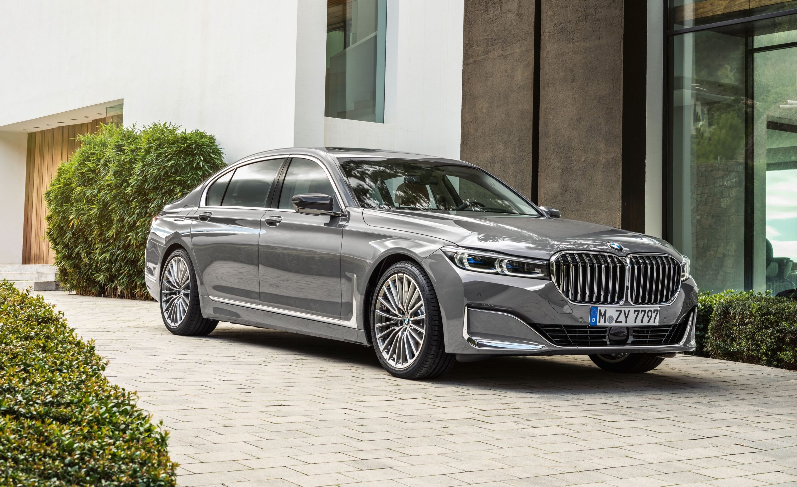 2021 BMW 7 Series Images