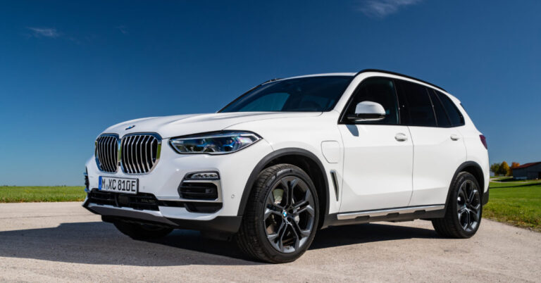 Bmw x5 2022 года