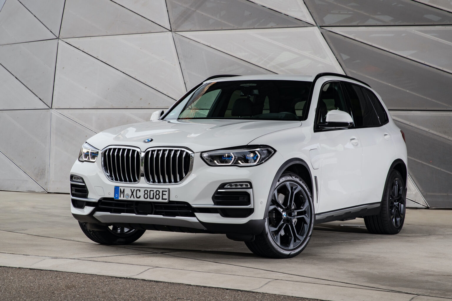 2022 BMW X5 Wallpapers | Best New SUVs