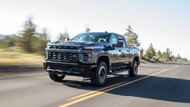 2025 Chevy Silverado 2500HD Spy Photos