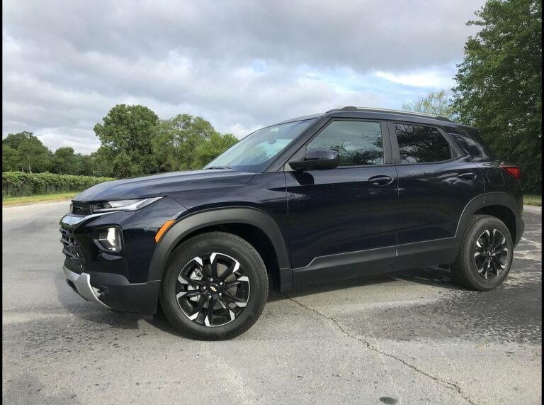 2025 Chevy Trailblazer Wallpaper