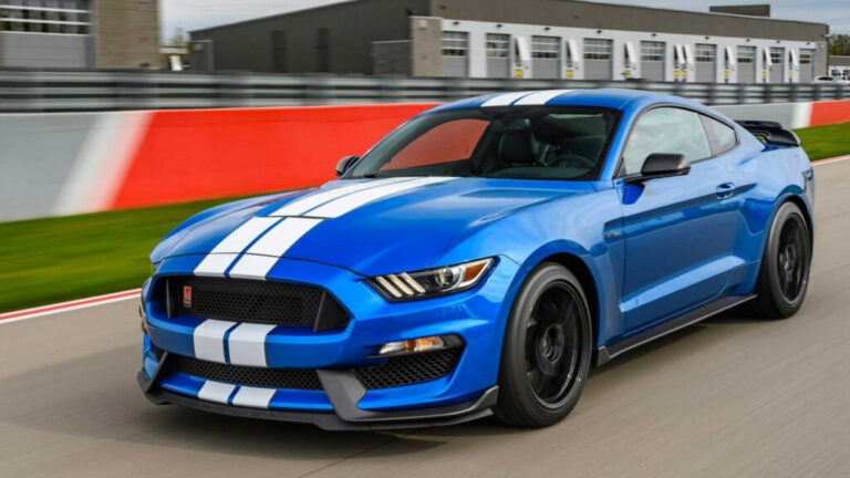 Ford mustang gt 2023