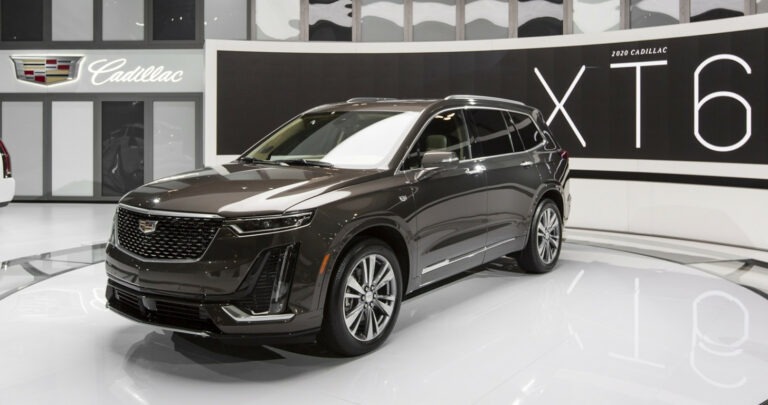 2026 Cadillac XT6 Wallpaper