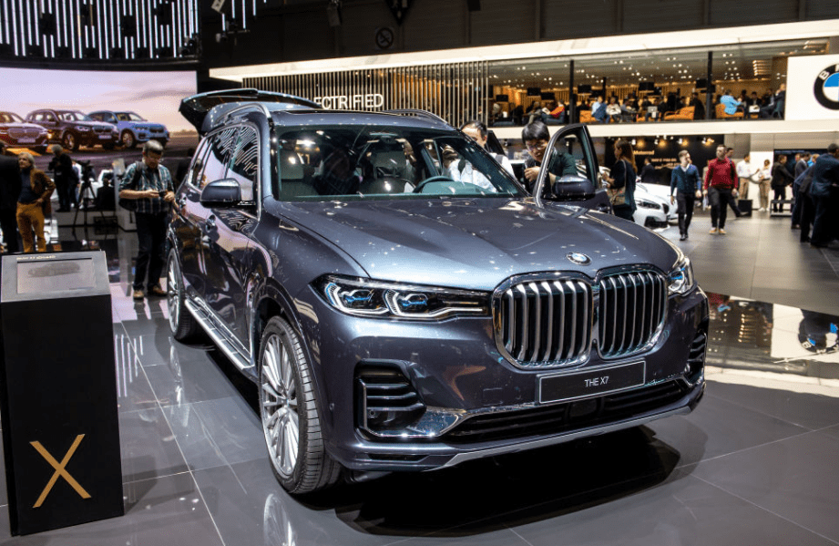 2026 BMW X8 M Specs