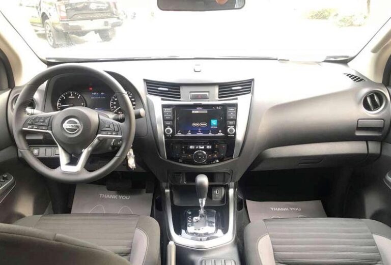 2024 Nissan Navara NP300 interior Best New SUVs