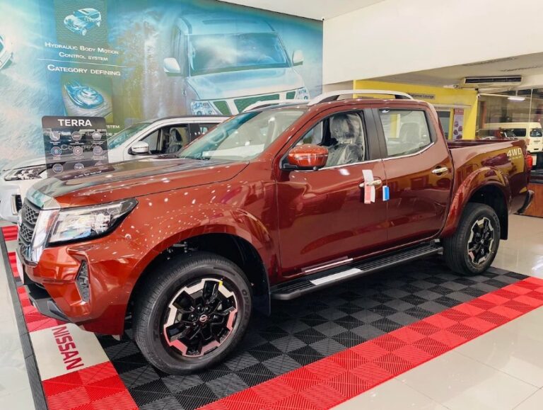 New 2024 Nissan Navara (NP300) Price, Specs, & Release Date