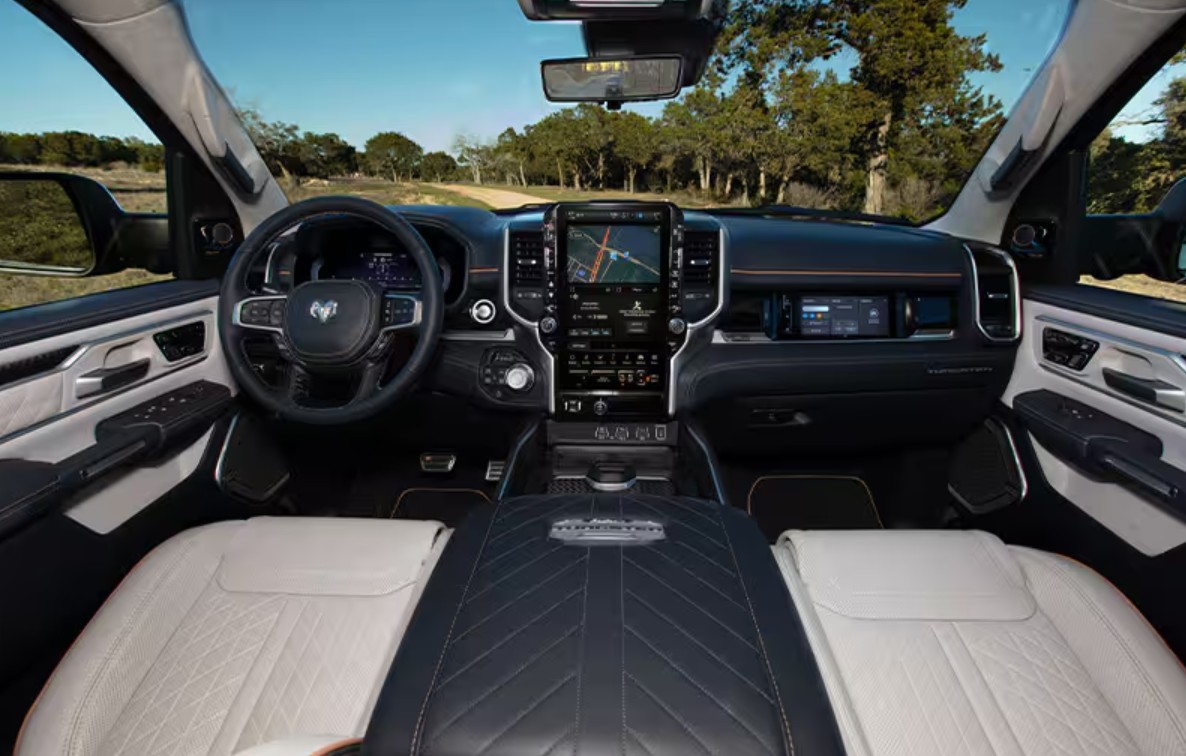 2027 RAM 1500 Interior